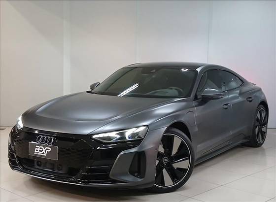 AUDI RS E-TRON GT ELÉTRICO QUATTRO AUDI RS E-TRON GT ELÉTRICO QUATTRO